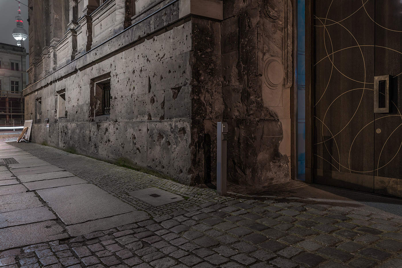 dorotheenstrasse-1-berlin-mitte-image-by-markus-lehr