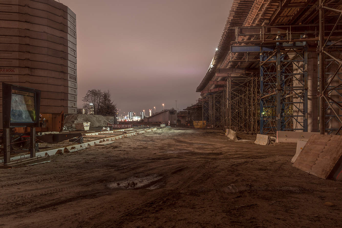 building-a-new-railway-track-berlin-moabit-image-by-markus-lehr