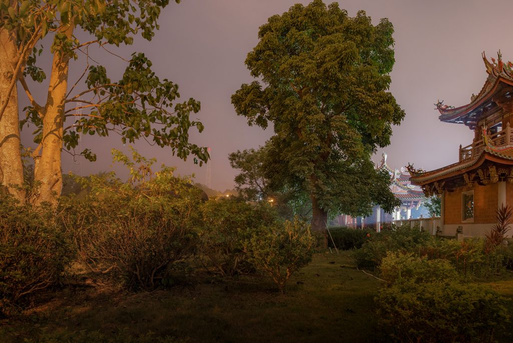 wake-up-they-invented-the-light-image-by-markus-lehr