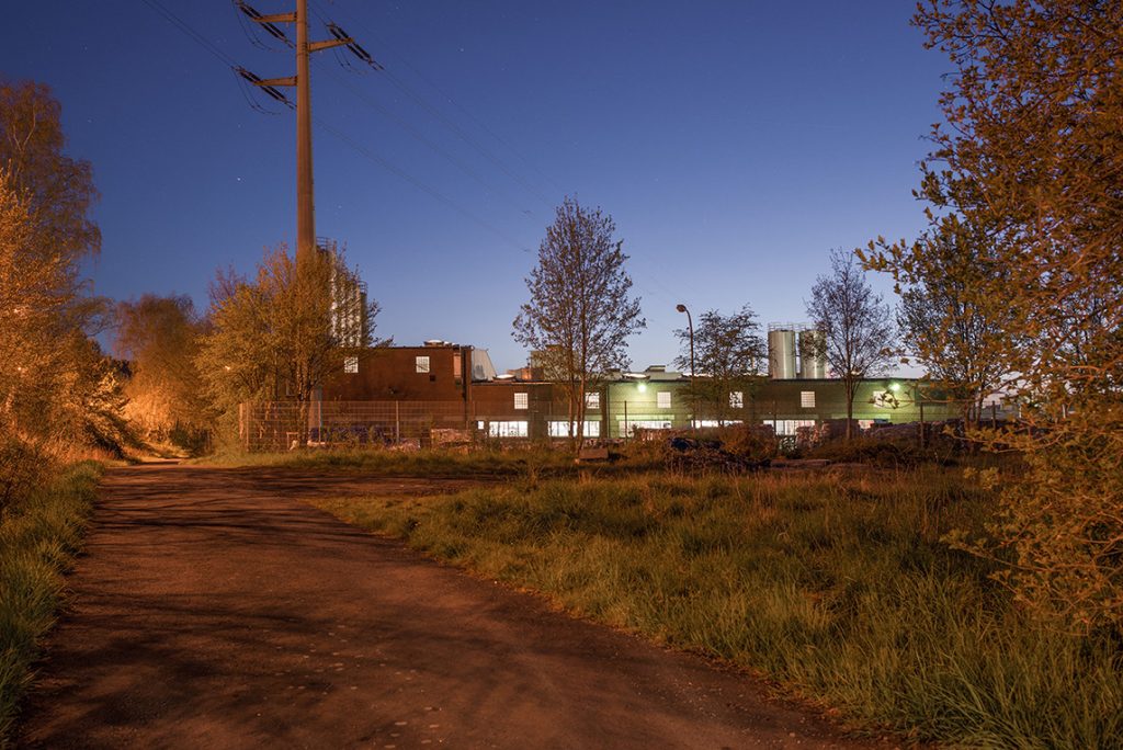 a-gentle-touch-of-blue-image-by-markus-lehr